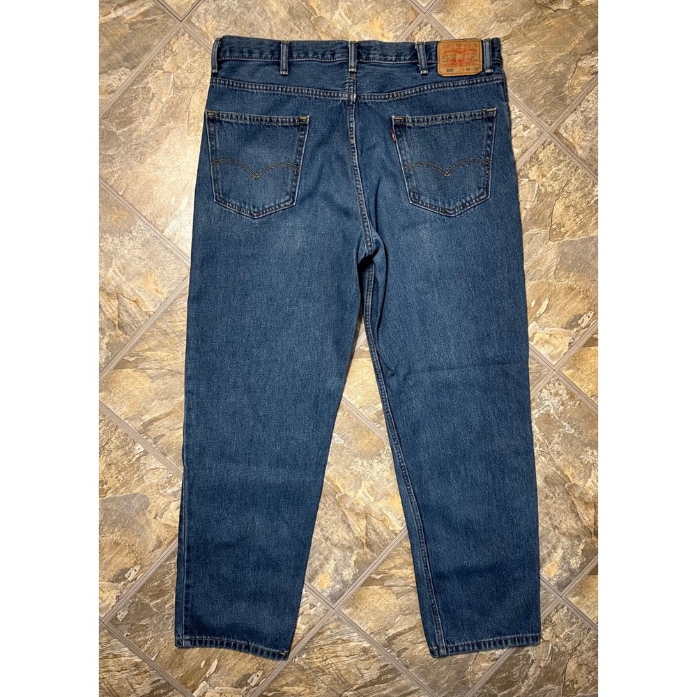 Levi's 550 Relaxed Fit Jeans Mens 40x32 Blue Medium Wash Tapered Leg - Picture 3 of 9